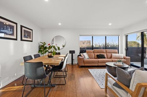 Photo of property in 19 Hospital Terrace, Hospital Hill, Napier, 4110