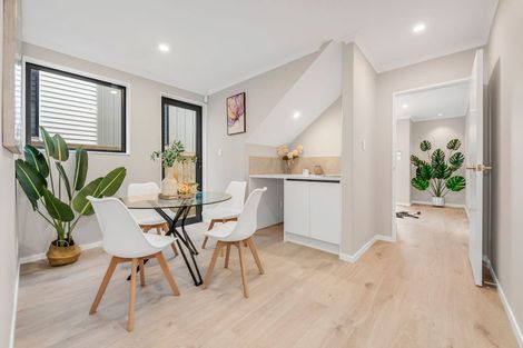 Photo of property in 23 Bremner Ridge Street, Flat Bush, Auckland, 2019