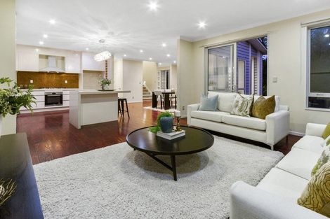 Photo of property in 9 Carex Way, Long Bay, Auckland, 0630