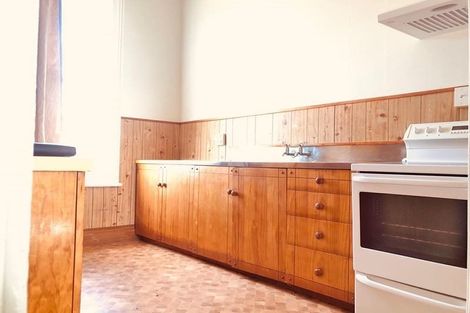 Photo of property in 10 Chapel Street, Papakura, 2110