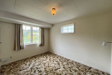 Photo of property in 45 Kahu Road, Paremata, Porirua, 5024