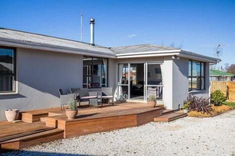 Photo of property in 14 Palmer Street, Rangiora, 7400