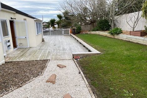 Photo of property in 36 Bronzewing Terrace, Unsworth Heights, Auckland, 0632