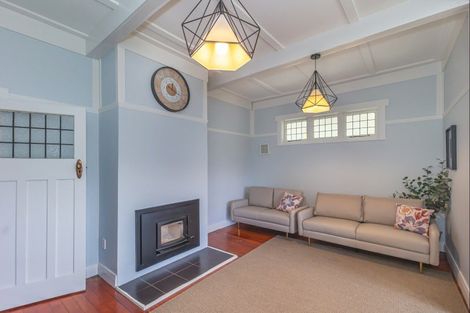 Photo of property in 556a Queen Street East, Levin, 5510
