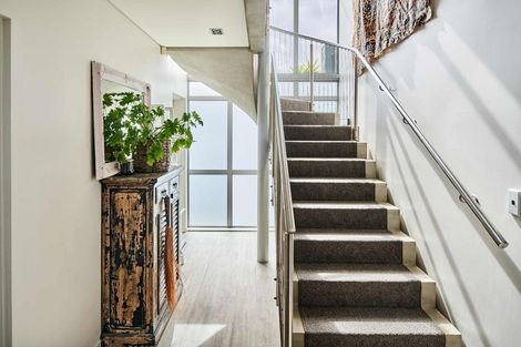 Photo of property in 35 Endeavour Drive, Whitby, Porirua, 5024