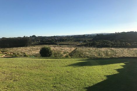 Photo of property in 40 Sereno Vista, Bellevue, Tauranga, 3110