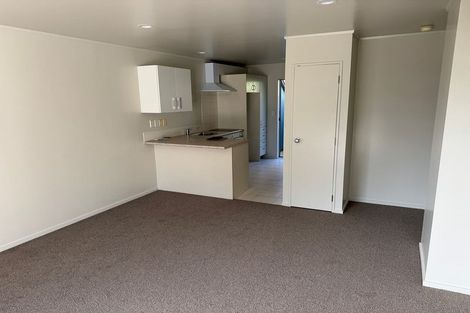 Photo of property in 3e/20 Ian Marwick Place, Birkenhead, Auckland, 0626