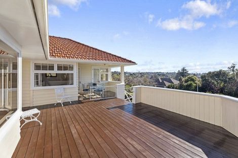 Photo of property in 42 Evelyn Road, Cockle Bay, Auckland, 2014