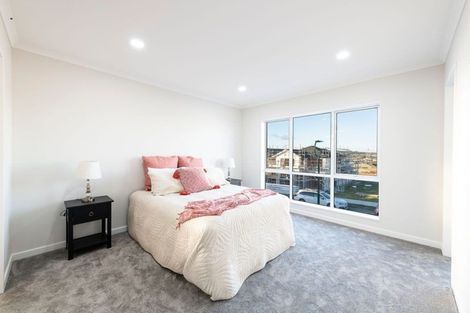 Photo of property in 61 Tir Conaill Avenue, Flat Bush, Auckland, 2019