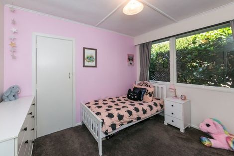 Photo of property in 11 Lipscombe Crescent, Havelock North, 4130