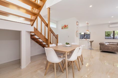 Photo of property in 2 George Laurenson Lane, Mount Roskill, Auckland, 1041