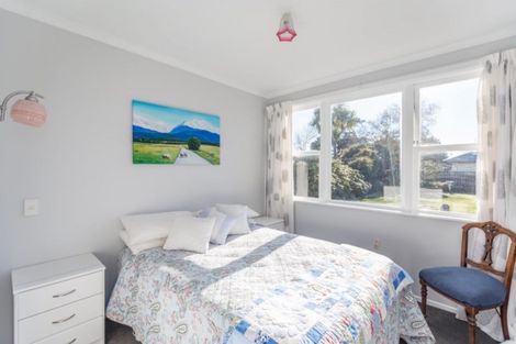 Photo of property in 16 Trafalgar Street, Levin, 5510