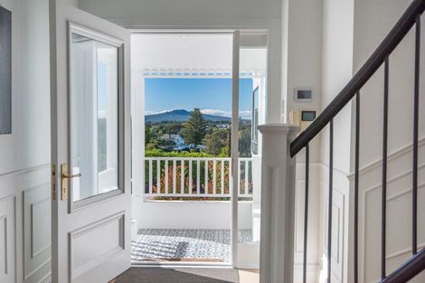 Photo of property in 31a Stanley Point Road, Stanley Point, Auckland, 0624