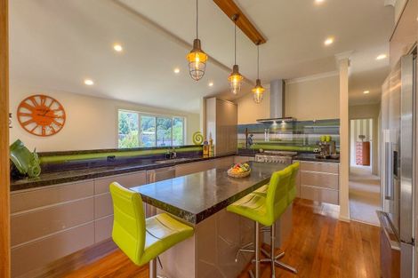 Photo of property in 152 Brunton Crescent, Thames, 3500