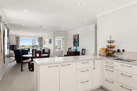 Photo of property in White Isle Apartments, 13/23 Quay Street, Whakatane, 3120