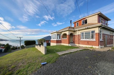 Photo of property in 11 Earls Road, Saint Clair, Dunedin, 9012