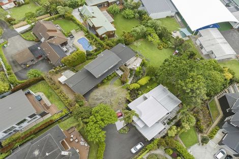 Photo of property in 104 Mellons Bay Road, Mellons Bay, Auckland, 2014