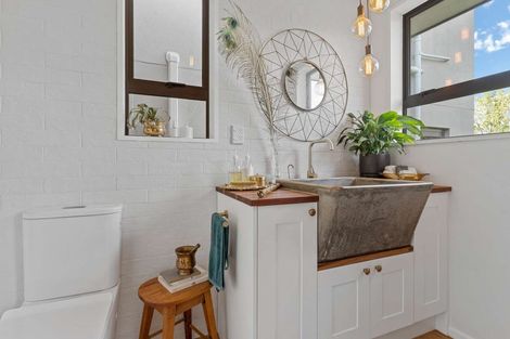 Photo of property in 45 Whitby Street, Burnside, Christchurch, 8053