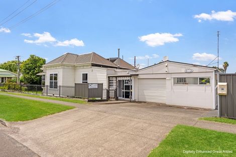 Photo of property in 300 Aberdeen Road, Gisborne, 4010
