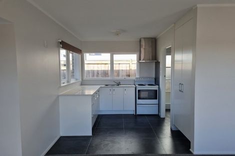 Photo of property in 1/176 Archers Road, Glenfield, Auckland, 0629