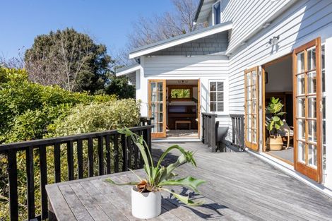 Photo of property in 21 Coleman Terrace, Bluff Hill, Napier, 4110