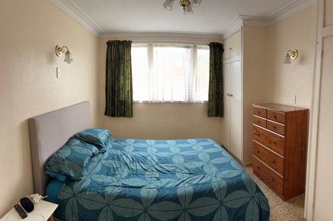 Photo of property in 6 Barberry Lane, Te Atatu Peninsula, Auckland, 0610