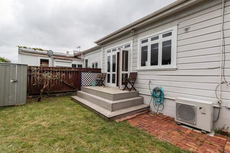 Photo of property in 556 Adelaide Road, Berhampore, Wellington, 6023