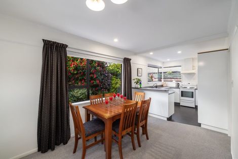 Photo of property in 2/6 Goodall Place, Redwood, Christchurch, 8051