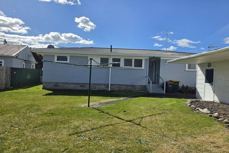 Photo of property in 58 Corlett Street, Utuhina, Rotorua, 3015