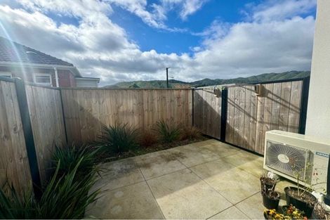 Photo of property in 2/37 Sladden Street, Naenae, Lower Hutt, 5011
