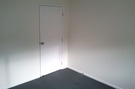 Photo of property in 75c Pleasant Road, Glen Eden, Auckland, 0602