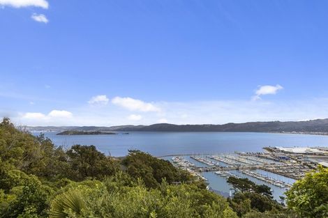 Photo of property in 12 Nikau Road, Point Howard, Lower Hutt, 5013