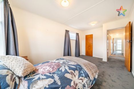 Photo of property in 43 Russell Road, Wainuiomata, Lower Hutt, 5014