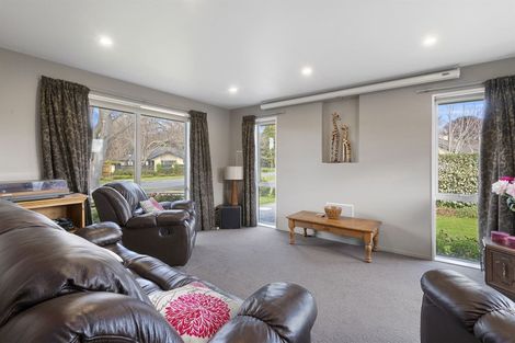 Photo of property in 2 Benjamin Mountfort Close, Hillmorton, Christchurch, 8024