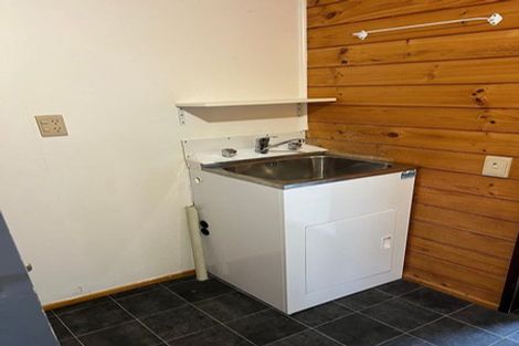 Photo of property in 28 Richardson Street, Woodville, 4920