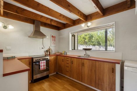 Photo of property in 5/8 West Lynn Road, Titirangi, Auckland, 0604