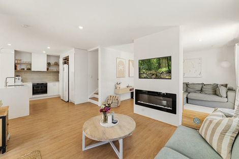 Photo of property in 34b Simpson Road, Papamoa Beach, Papamoa, 3118