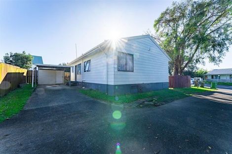 Photo of property in 1/22 Barneys Farm Road, Clendon Park, Auckland, 2103