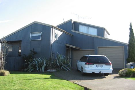 Photo of property in 27 Exeter Crescent, Springvale, Whanganui, 4501