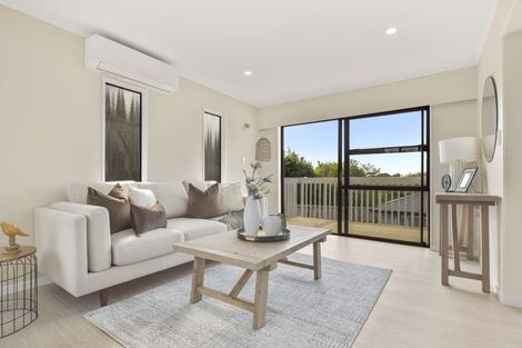 Photo of property in 47 Amorino Drive, Red Beach, 0932