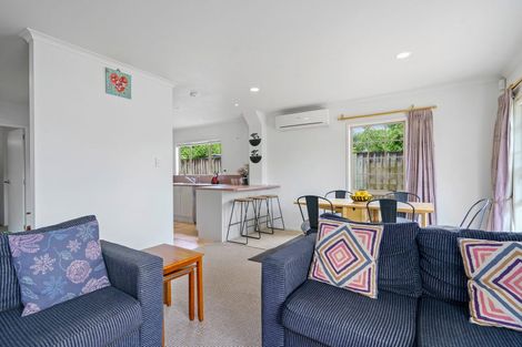 Photo of property in 5a Williams Street, Cambridge, 3434