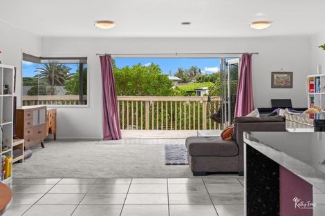 Photo of property in 6 Bayly Street, Baylys Beach, Dargaville, 0377