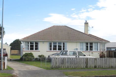 Photo of property in 27 Paul Crescent, Fairfield, Hamilton, 3214
