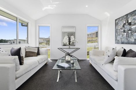 Photo of property in 21 Pakanga Grove, Pyes Pa, Tauranga, 3112