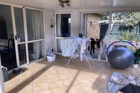 Photo of property in 4 Ronald George Place, Parklands, Christchurch, 8083