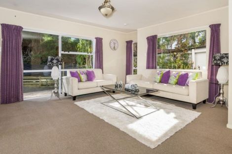 Photo of property in 2/5 Stanley Avenue, Milford, Auckland, 0620