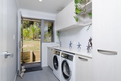 Photo of property in 24b Sunnyvale Road, Swanson, Auckland, 0614