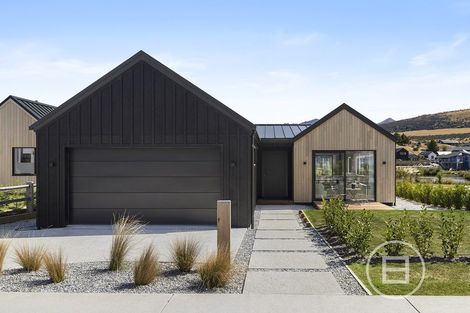 Photo of property in 22 Woolshed Road, Jacks Point, Queenstown, 9371