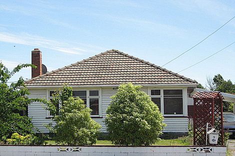 Photo of property in 9 Wainoni Road, Wainoni, Christchurch, 8061