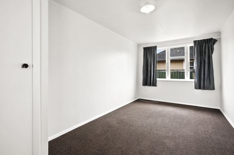 Photo of property in 30 Yeats Crescent, Fairfield, Hamilton, 3214